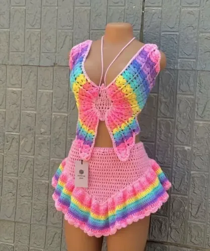 Conjunto Crochê Arco-íris - Top e Saia
