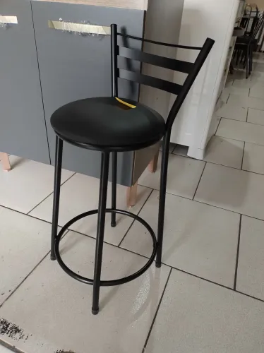 Banqueta preta 58 Cm altura até o acento  NOVAS