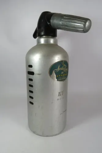 DECORAÇÃO DE BAR - Antigo SIFÃO de Vidro SODA KING com proteção de alumínio.