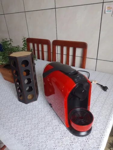 Máquina de café de Cápsulas 3 corações 