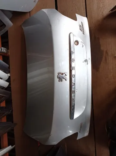 Tampa traseira Peugeot 207  sedan 