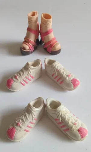 Lote de Sapatos para Boneca Barbie My Scene ou Bratz