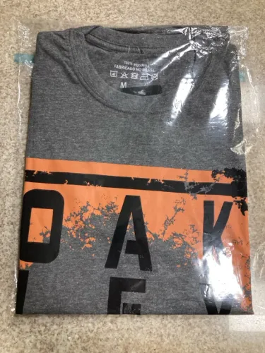 Camiseta Masculina Oakley Cinza