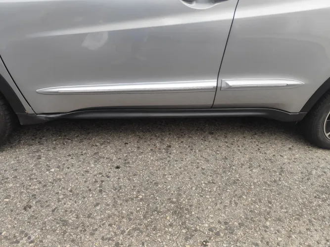 Spoiler Honda HRV (lado esquerdo)