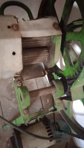 Máquina Industrial para Moer Cana de Açúcar