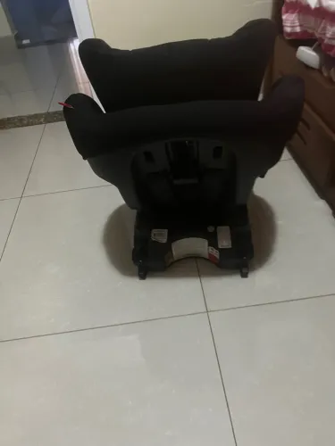 ? Cadeirinha de Carro Fisher-Price com Isofix