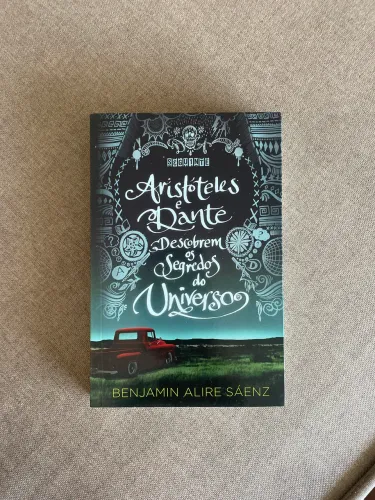 Livro Aristóteles e Dante - Descobrem Os Segredos do Universo