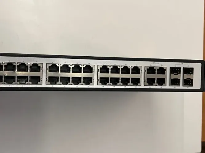Switch Intelbras SG 2404 MR L2+ série Switch gerenciável