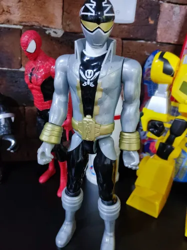 Boneco Power Rangers - Silver Ranger 