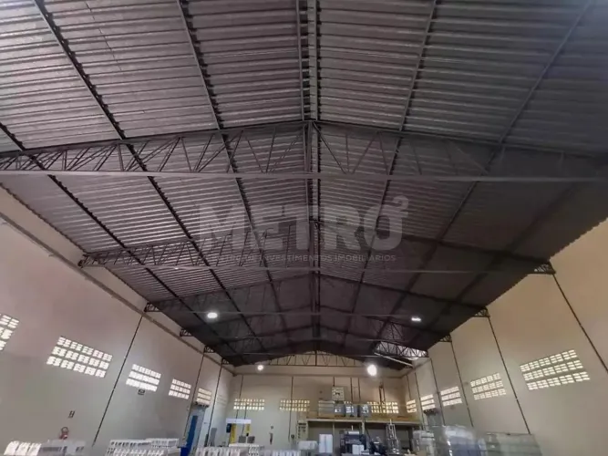 Galpão à venda no Distrito Industrial com 1950m, PETROLINA - PE