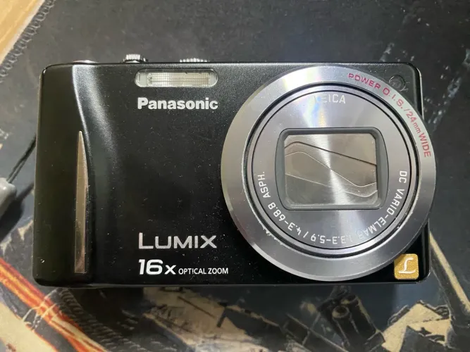Câmera Digital Lumix Panasonic 16x