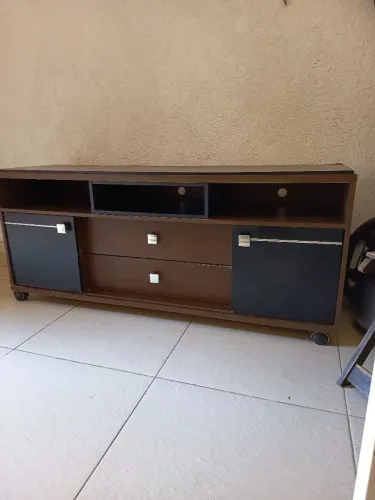 Vendo um rak ou troco em tv 32sansung smart