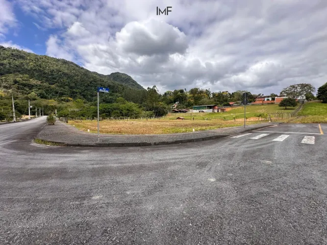 Terreno à venda no Bairro Padre Martinho Stein em Timbó/SC