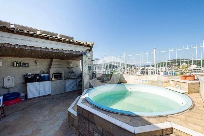 Cobertura Duplex com Terraço Privativo e 3 Vagas Icaraí, Niterói