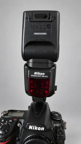 Flash Nikon Speedlight SB-910 - Iluminação profissional!