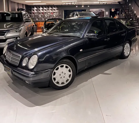 Mercedes-Benz E-320 3.2 Elegance 1997