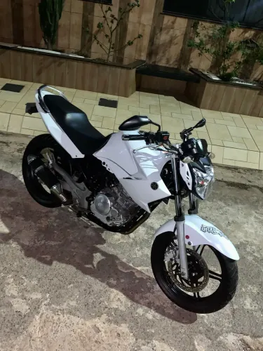 Fazer 250