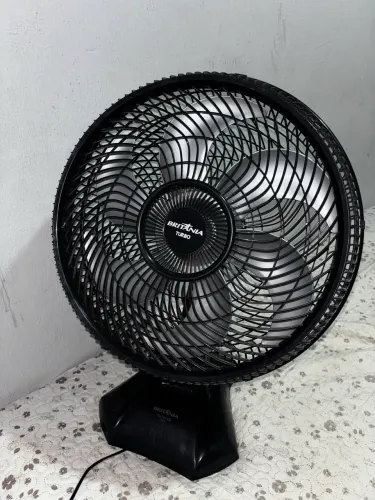 Ventilador de Mesa Britânia Ventus 400 Turbo
