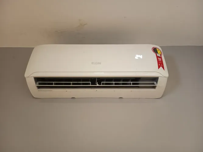 Ar Condicionado Elgin 12000BTU Seminovo
