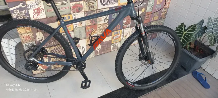 RAVA Cave 29 Tam.19 Shimano Essa 8V