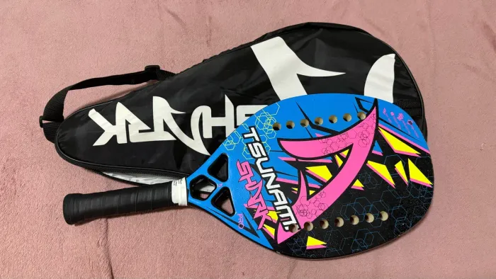 Raquete de beach tennis Tsunami + capa
