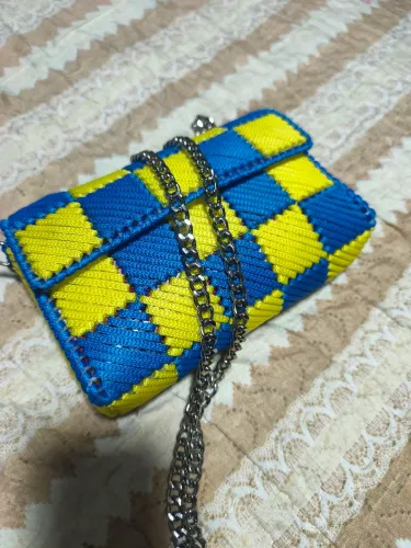Bolsas na tela