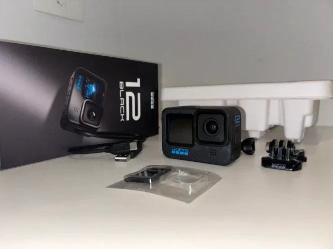 GoPro Hero 12 Black + Micro SD 64GB