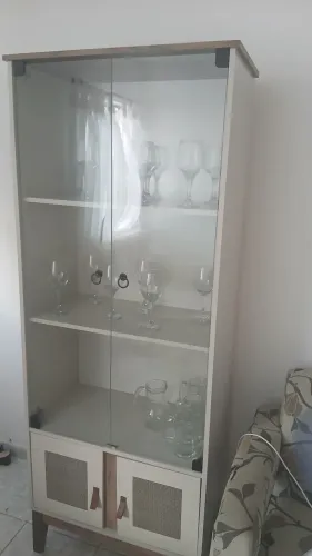 CRISTALEIRA NOVINHA