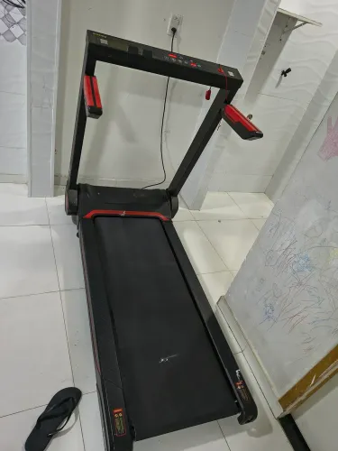 Esteira Ergométrica dobrável marca: GENIS FITNESS - GT 1000 Polishop