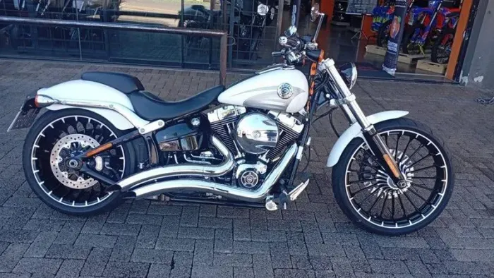 HARLEY-DAVIDSON FXSB 2017