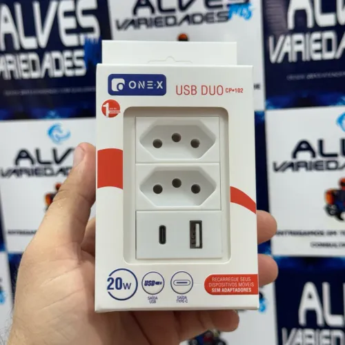 Tomada de parede com USB e USB-c