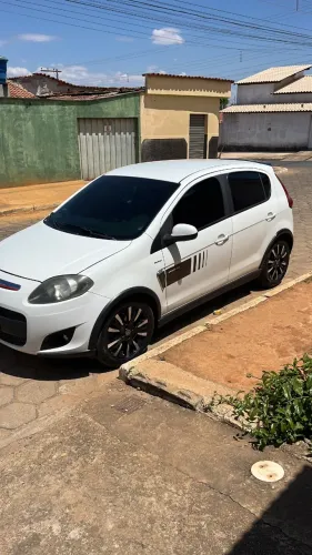 Fiat Palio Sporting 1.6 Flex 16V 5P 2013