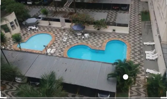 Aluguel - (Vaga em  Apto) T-36 Setor Bueno - **Somente  Mulheres.