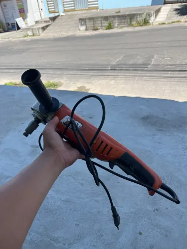 Máquina de polimento e lixadeira Black Decker