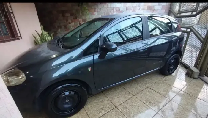 Fiat Punto Essence 1.6 Flex 16V 5P 2012