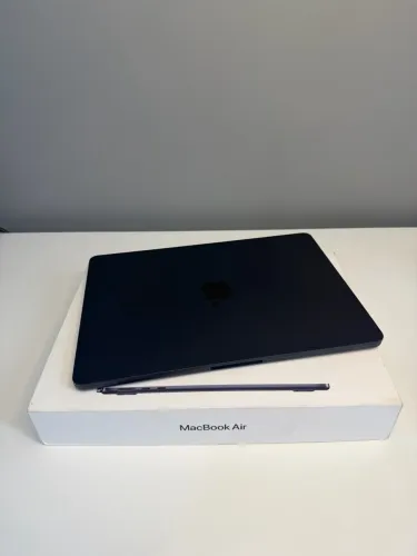 MacBook Air M5 13 Polegadas 16/1TB - SEMIZERO