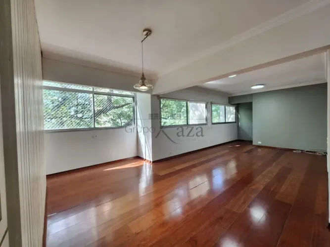 Apartamento - Jardim São Dimas - Residencial Ipanema - 3 Dormitórios - 105m².