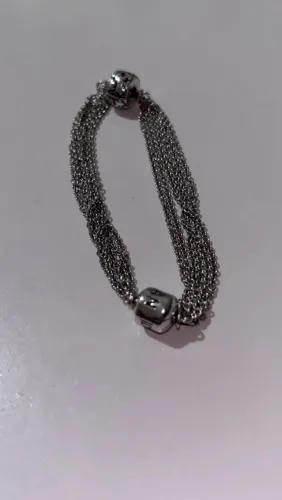 Pulseira Pandora multicanal (multi-strand) em prata 925