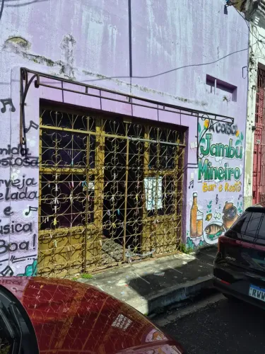 Helio Pires vende casa com 3 andares na Ferreira Cantão px da OAB pode ser comercial tamb