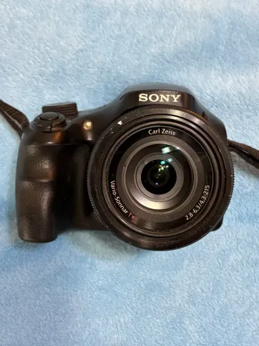 Câmera Sony Cyber-shot DSC-HX300 - Superzoom 50x / 20.4 MP (Perfeito Estado) 