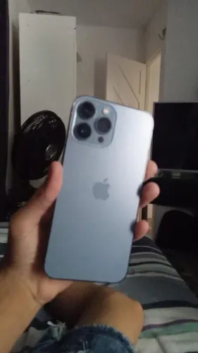 Vendo iPhone 13 Pro Max 256 gb bateria tá em 77%