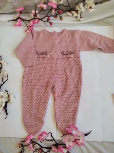 Macacão para bebê ?