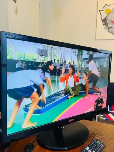 TV Monitor LG LED 24" Full HD 1080p - Modelo 24MN43D (2 em 1) - Com Controle Remoto 