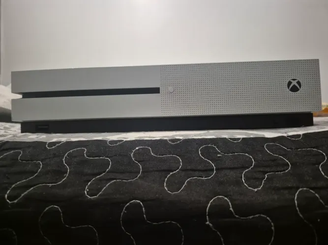 Xbox One - Branco