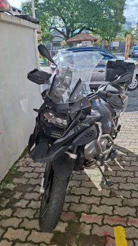 GS 1250 TRIPLE BLACK