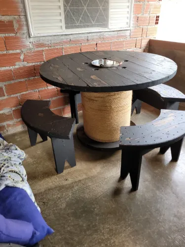 Mesa rústica 