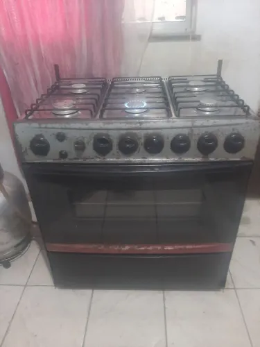 Fogão 6 bocas funcionando bem