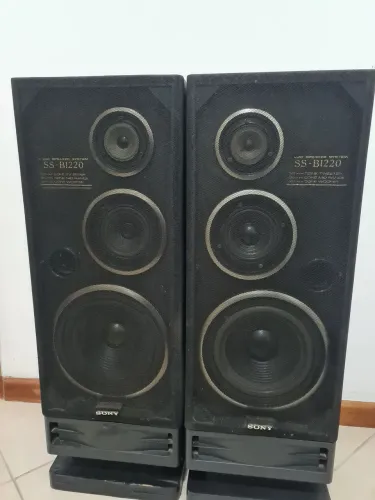 Par Caixas Sony LBT