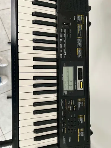 Teclado Casio CTK-2400