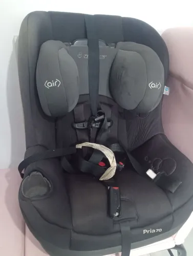 Vendo ou troco.Cadeirinha infantil grande, para camionete passo cartão, bora negociar